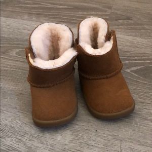 Baby Ugg booties 0-3 months